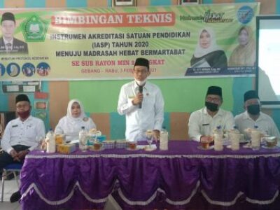 Kakan Kemenag Langkat Sosialisasikan Prokes 5M dan IASP 2020 Di MIN 2 Langkat