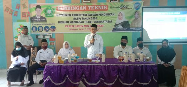 You are currently viewing Kakan Kemenag Langkat Sosialisasikan Prokes 5M dan IASP 2020 Di MIN 2 Langkat