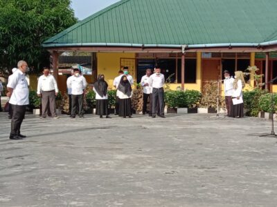 Kakan Kemenag Langkat Pembina Apel Pagi