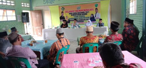 You are currently viewing Kakan Kemenag Langkat Beri Pembinaan Guru Madrasah Al Washliyah Pangkalan Brandan