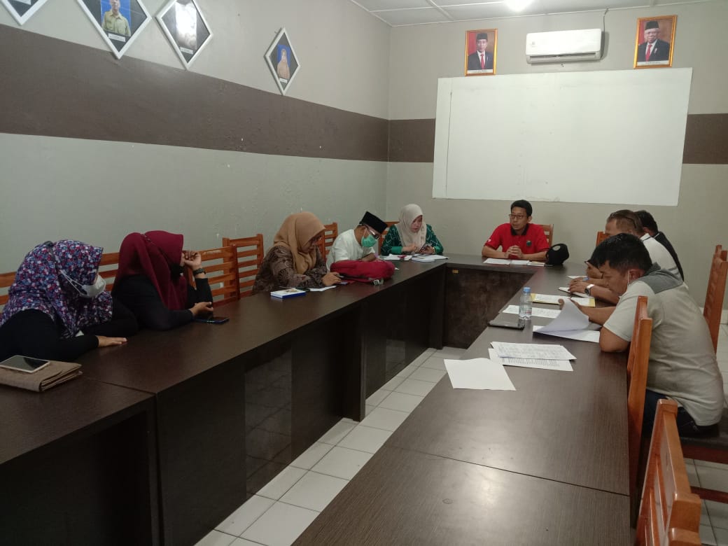 You are currently viewing Kakan Kemenag Langkat Hadiri Rapat Persiapan Pra RAT KOPEKA Kab. Langkat