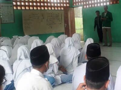 Alumni MAN 2 Langkat Berikan Motivasi Kepada siswa kelas XII