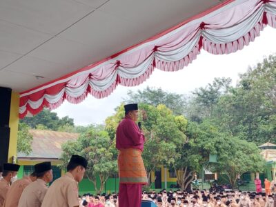 Pembacaan Al-Barzanji Marhaban di MAN 3 Langkat Pada Jum’at Pagi