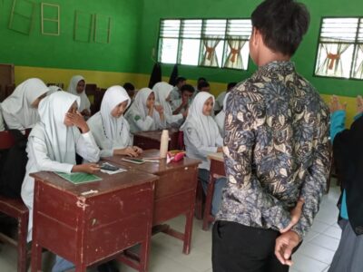 Sosialisasi Mahasiswa Kampus STKIP Al-Maksum di MAN 3 Langkat