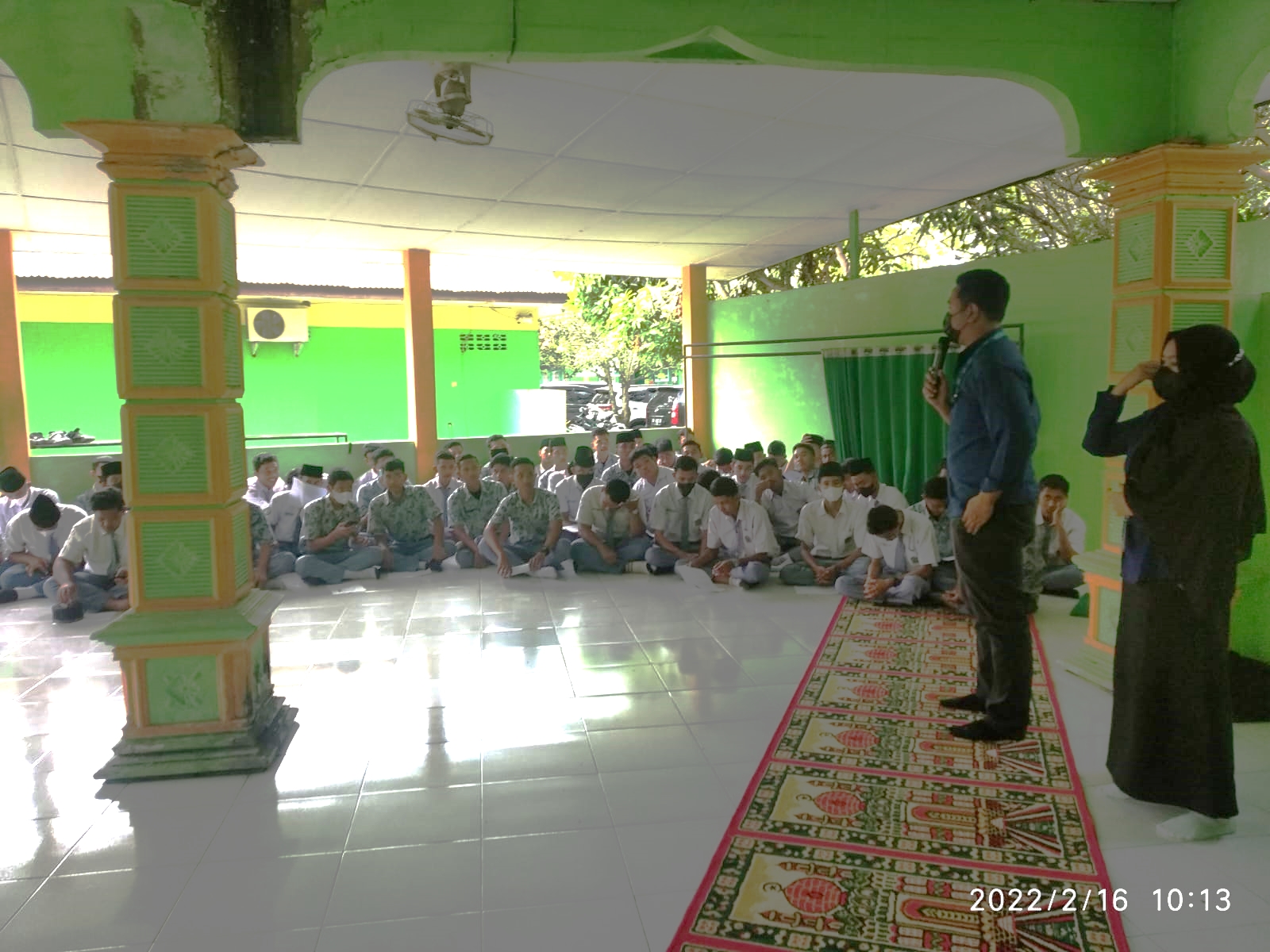 You are currently viewing Tim Sosialisasi Ruang Guru Berikan Motivasi Kepada Siswa Kelas XII MAN 3 Langkat