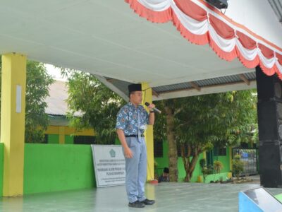 “Rabu Berkisah” Siswa Ceritakan Kisah Tentang ‘Khaulah binti Azur’ dan ‘Nabi Ayyub As.’