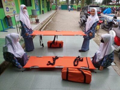 Ekskul PMR MAN 3 Langkat Lakukan Pengecekan Alat dan Perlengkapan PMR