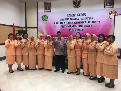 Ketua DWP Kemenag Langkat Hadiri Raker DWP Kanwil Kemenagsu