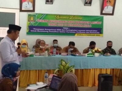 KUA Kec. Kuala Hadiri sekaligus Pembaca Doa Musrenbang Kecamatan