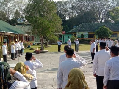 Pembina Apel Pagi, Kakan Kemenag Langkat : Kemenag Langkat Harus Menjadi  Yang Terbaik