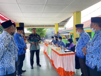 Tinjau Tim IT CBT Ujian Madrasah, Kabid Penmad Kanwil Kemenagsu Berikan Apresiasi