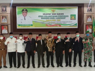 Kakan Kemenag Langkat Hadiri Pelantikan Pimpinan BAZNAS Langkat Periode 2022-2027