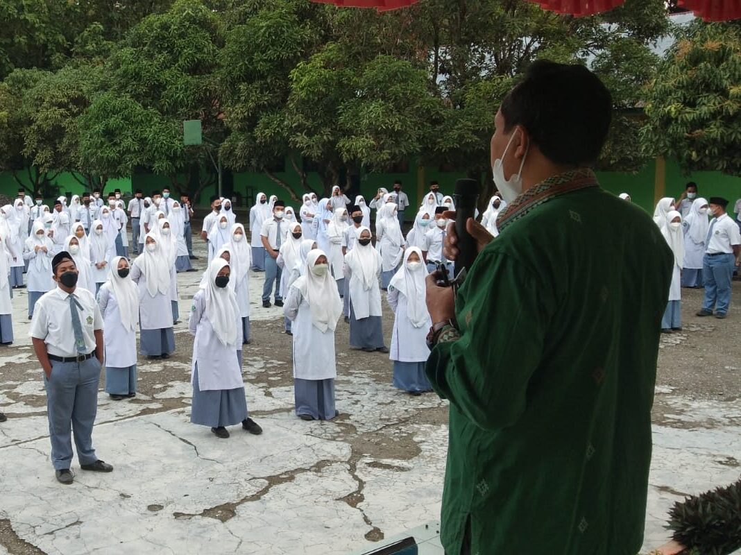 You are currently viewing Apel Pagi Hari Terakhir, Pelaksanaan Ujian Madrasah Tahun 2022 di MAN 3 Langkat Berjalan Sukses