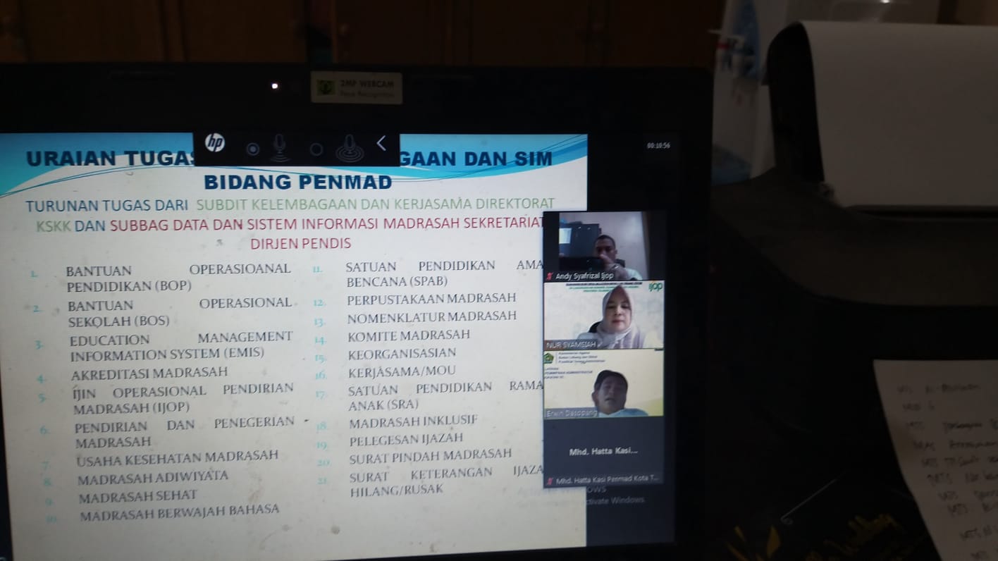 You are currently viewing Seksi Pendidikan Madrasah Ikuti Rapat Koordinasi Seksi Kelembagaan dan SIM Secara Virtual.