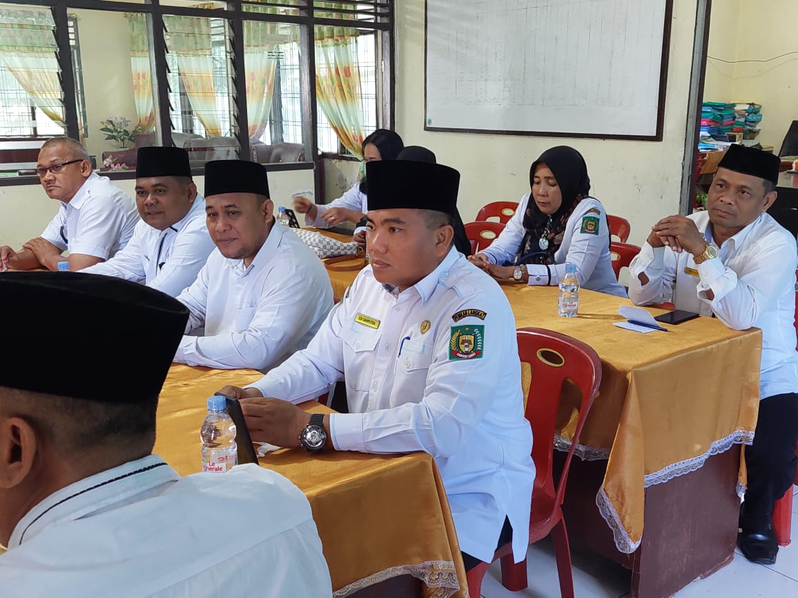 You are currently viewing Kepala MAN 3 Langkat Hadiri Silaturahmi Kemenag Langkat Dengan MUI Langkat