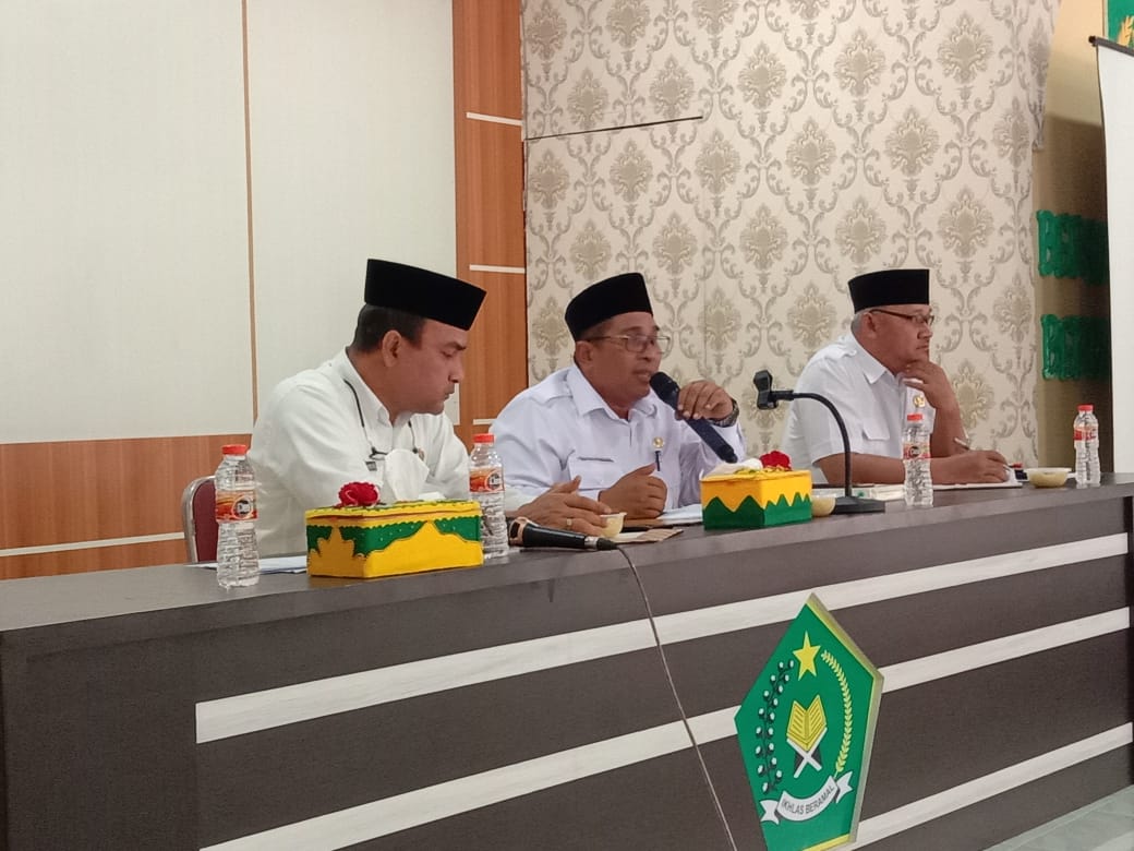 You are currently viewing Kemenag Langkat Gelar Rapat Koordinasi Pejabat, Bahas Target Capaian 75 Persen Realisasi Anggaran 2022