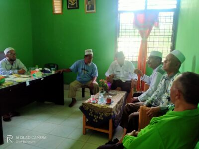 Ka. KUA Padang Tualang Pimpin Rapat Koordinasi Bersama Penghulu, Staf dan Tokoh Masyarakat