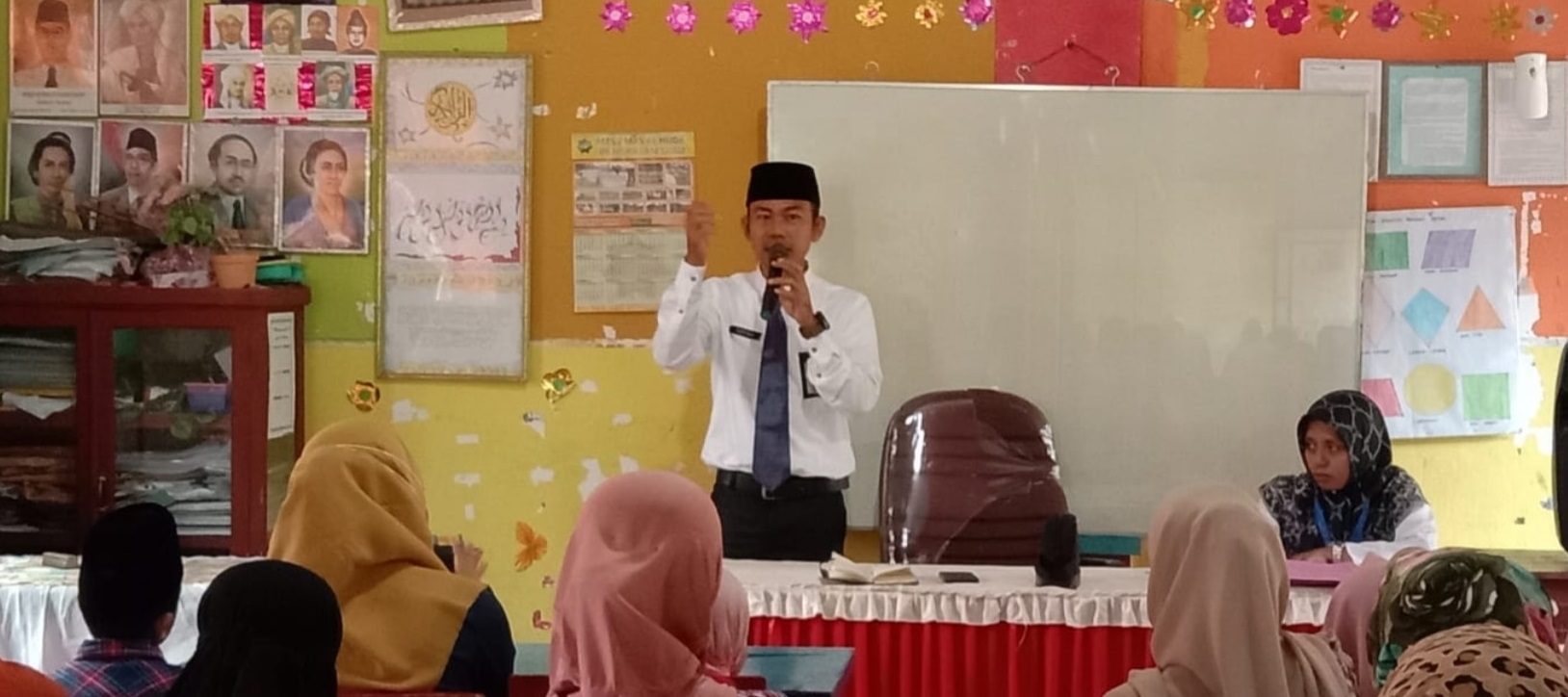 You are currently viewing Hadapi Tahun Ajaran Baru, MIN 9 Langkat Gelar Sosialisasi Pembelajaran Berbasis Digital