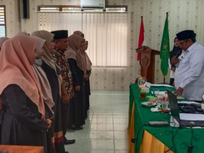 Kakan Kemenag Langkat Lantik Pengurus FKG PAUD/TK Langkat Periode 2022-2026