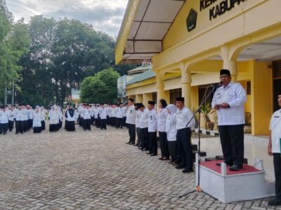 Pembina Apel Gabungan, Kakan Kemenag Langkat Sampaikan SE Menag No. 10 Tahun 2022