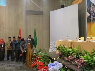 Pukul Gong, Tanda Dibukanya Rakor Madrasah se-Kabupaten Langkat Oleh Kabid Penmad Kanwil Kemenagsu