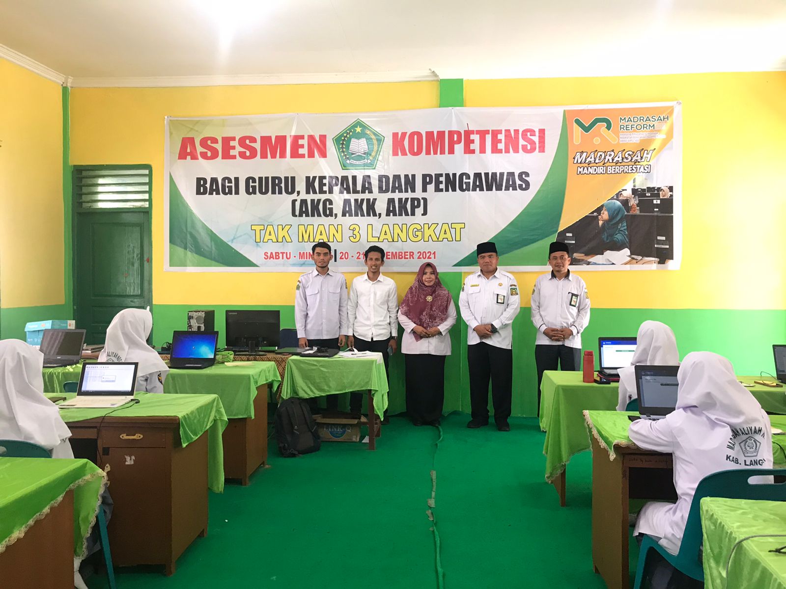 You are currently viewing Kasi Penmad Kemenag Langkat Monitoring Pelaksanaan Simulasi AN Gelombang II