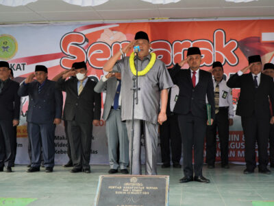 Kakan Kemenag Langkat Dampingi Plt. Bupati Langkat Pembina Upacara HUT RI ke 77 di MAN 3 Langkat