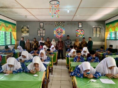 Lanjut Pantau Pelaksanaan AKMI, Kasi Penmad Dampingi Tim Visitasi di MTsN 1 Langkat