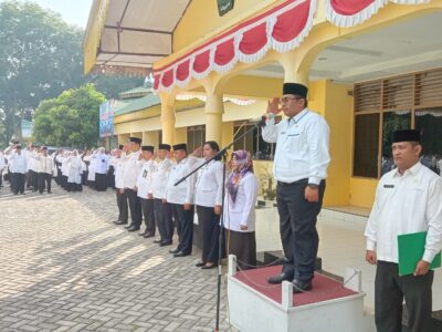 Kakan Kemenag Langkat Sampaikan Pembinaan Pada Kegiatan Apel Gabungan