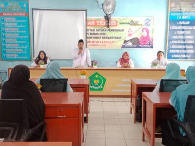 Kakan Kemenag Langkat Beri Pembinaan Guru MTSN 2 Langkat