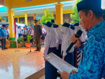 Ka KUA Salapian Pimpin Doa Peringatan Hari Pahlawan Tahun 2022 Tingkat Kecamatan