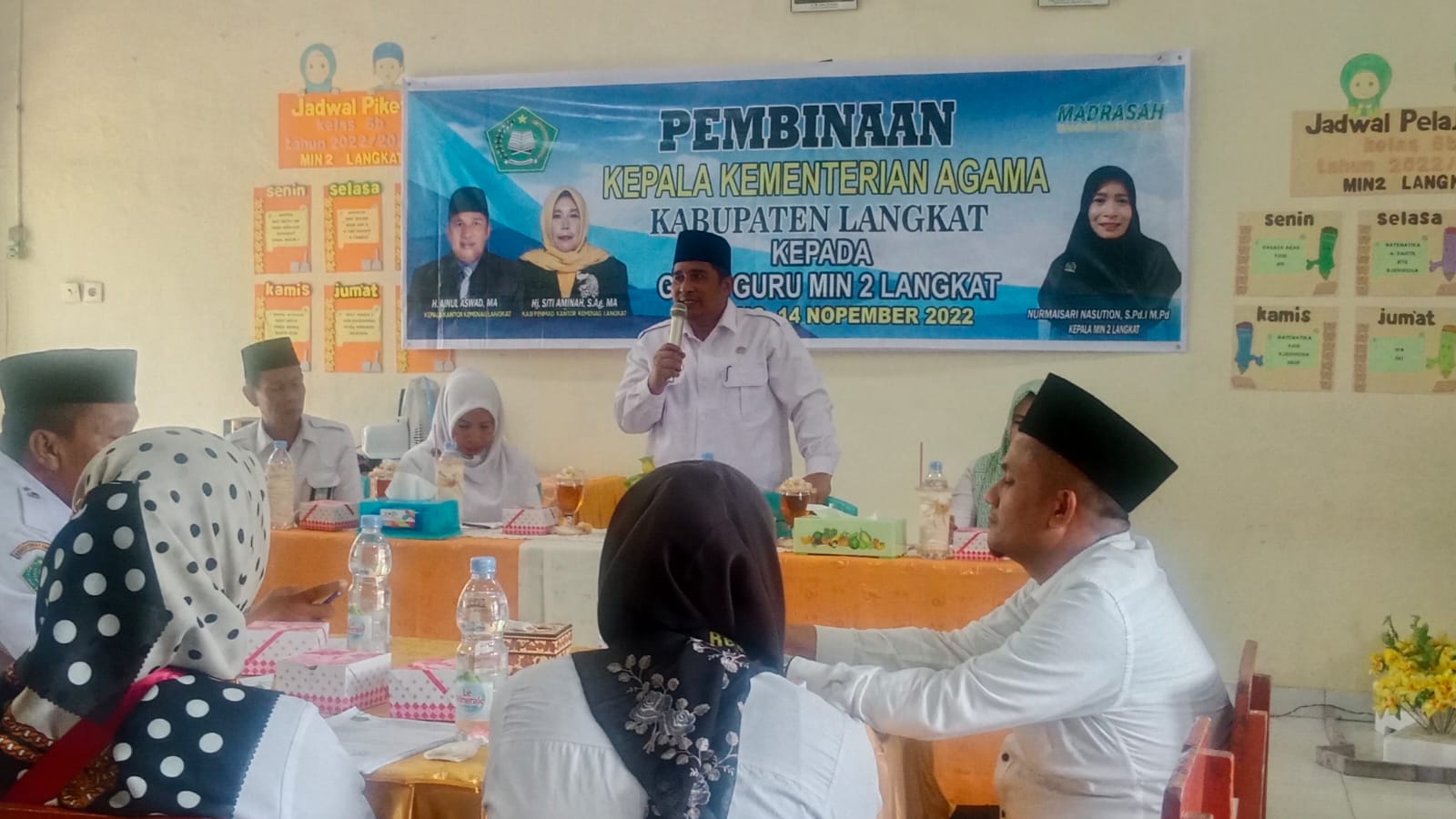 You are currently viewing Beri Pembinaan di MIN 2 Langkat, Kakan Kemenag Ajak dan Dukung Program Kemeterian Agama