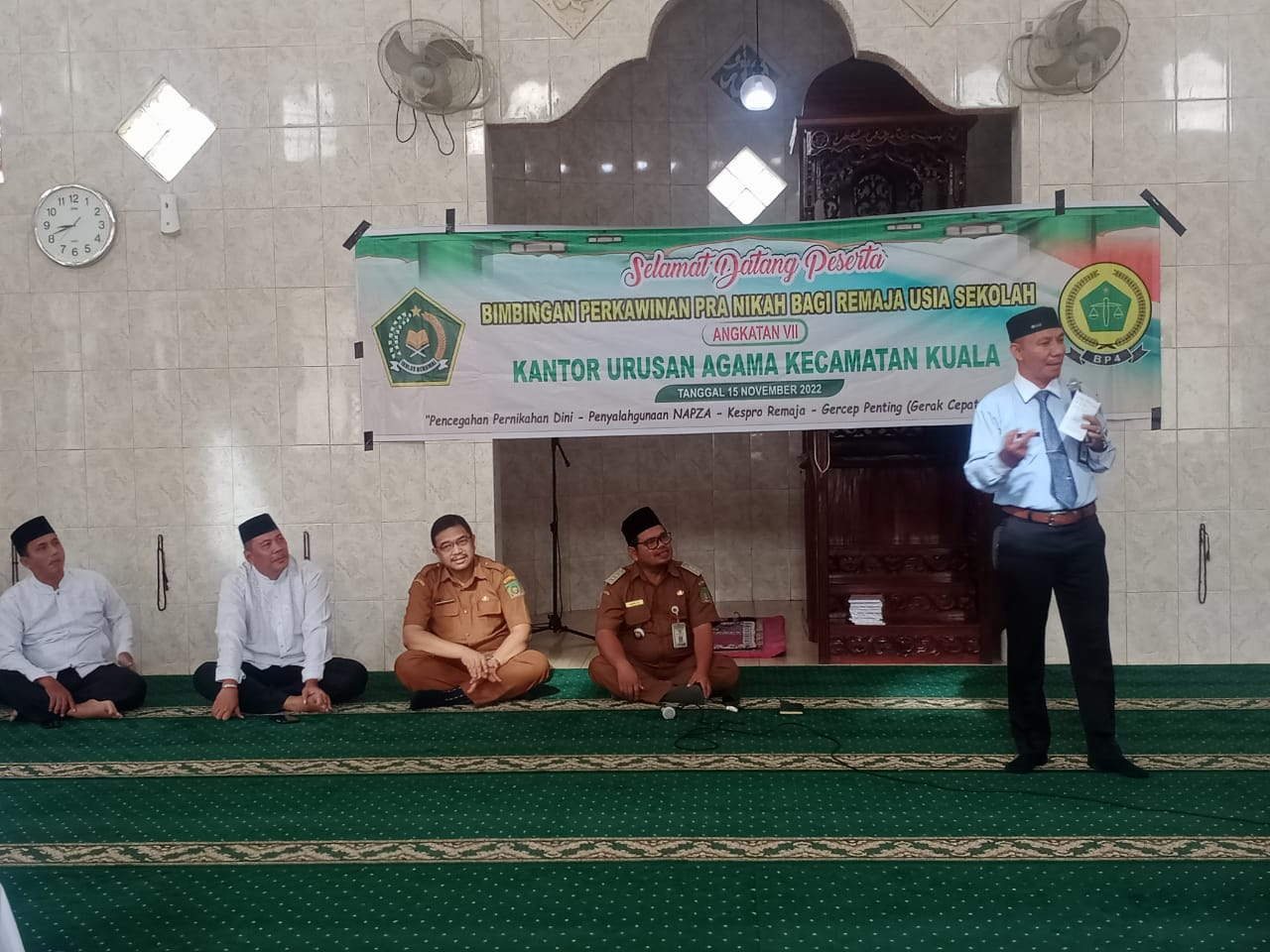 You are currently viewing Ka.KUA Salapian Pemateri Bimbingan Perkawinan Bagi Remaja Usia Sekolah