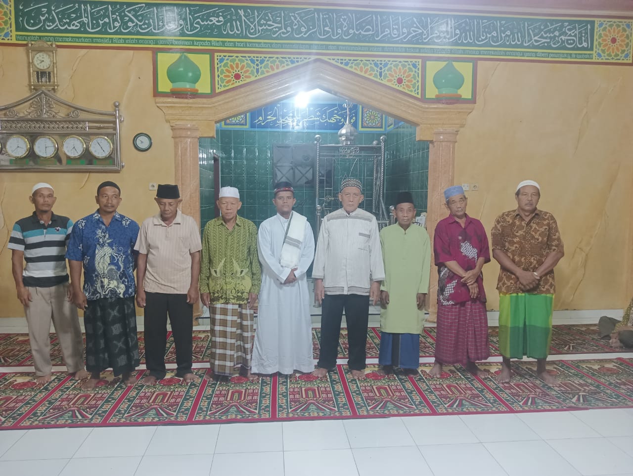 You are currently viewing Suheri PAI KUA Wampu Berikan Penyuluhan dan Bimbingan di Masjid Nurul Falah