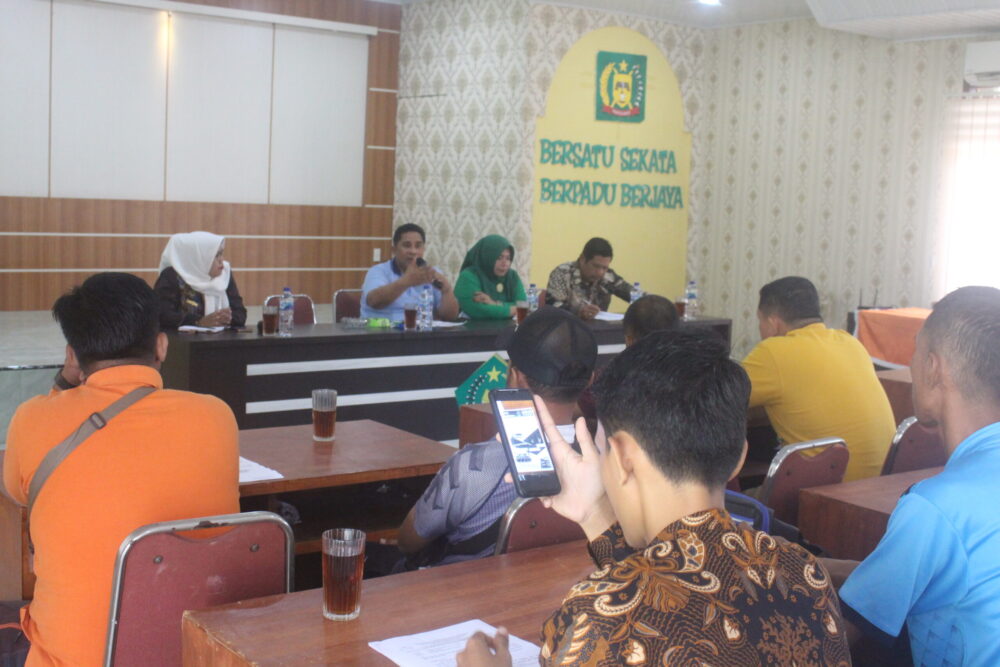 You are currently viewing Kakan Kemenag Langkat Pimpin Rapat, Matangkan Persiapan Turnamen Futsal Pelajar Madrasah Aliyah