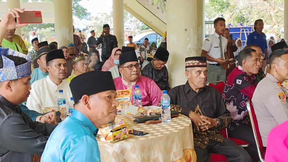 You are currently viewing Kakan Kemenag Langkat Hadiri Pagelaran Seni Budaya Melayu