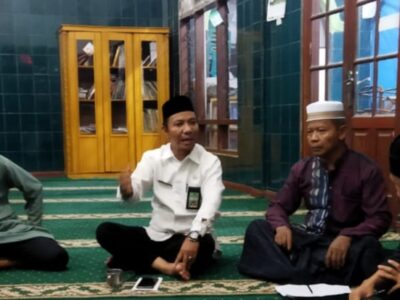 Ka. KUA Salapian Hadiri Rapat Panitia Pembangunan Masjid Raya Naman Jahe