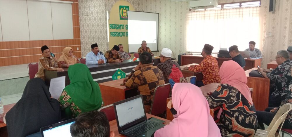 You are currently viewing Pastikan CAT IPMB 2022 Sukses, Kemenag Langkat Gelar Sosialisasi dan Pemdampingan