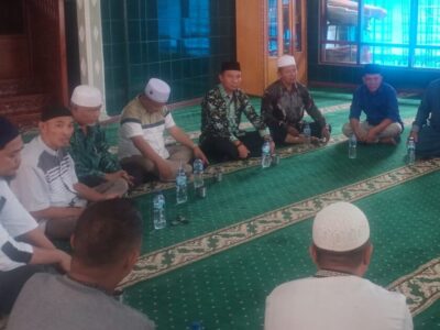 Ka. KUA Salapian Hadiri dan Ikuti Rapat Panitia Pembangunan Masjid Raya Naman Jahe