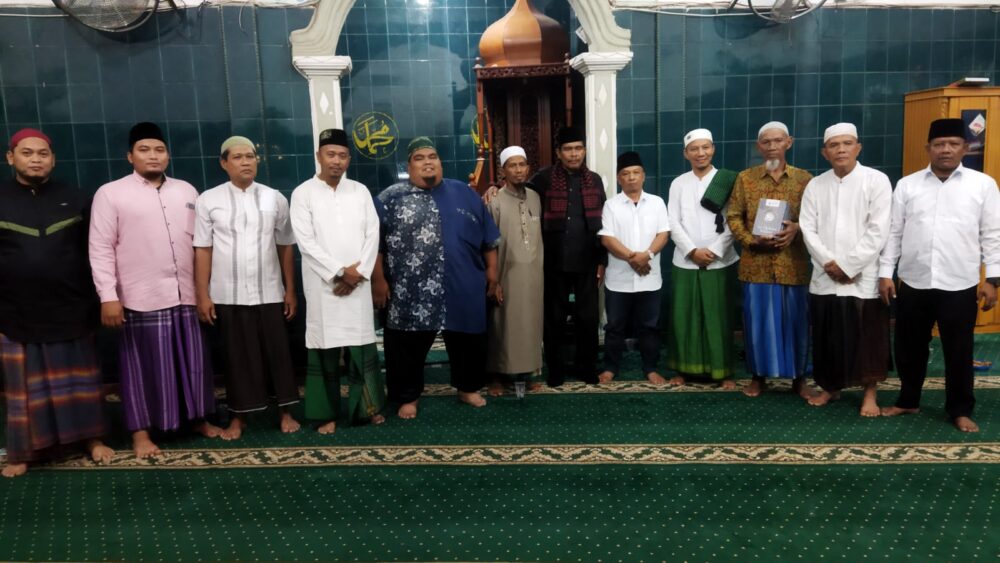 You are currently viewing Ka. KUA Salapian Hadiri Safari Ramadhan Dewan Dakwah Langkat