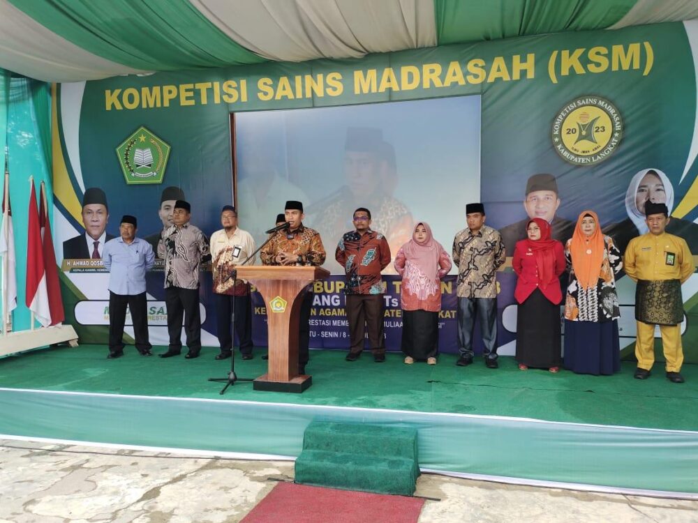 You are currently viewing Kabid Penmad Kanwil Kemenagsu Buka Secara Resmi KSM Jenjang Madrasah Tsanawiyah Tingkat Kabupaten