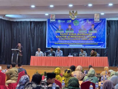 Laksanakan Raker Madrasah, Kemenag Langkat Sepakat Optimalkan Administrasi di Madrasah