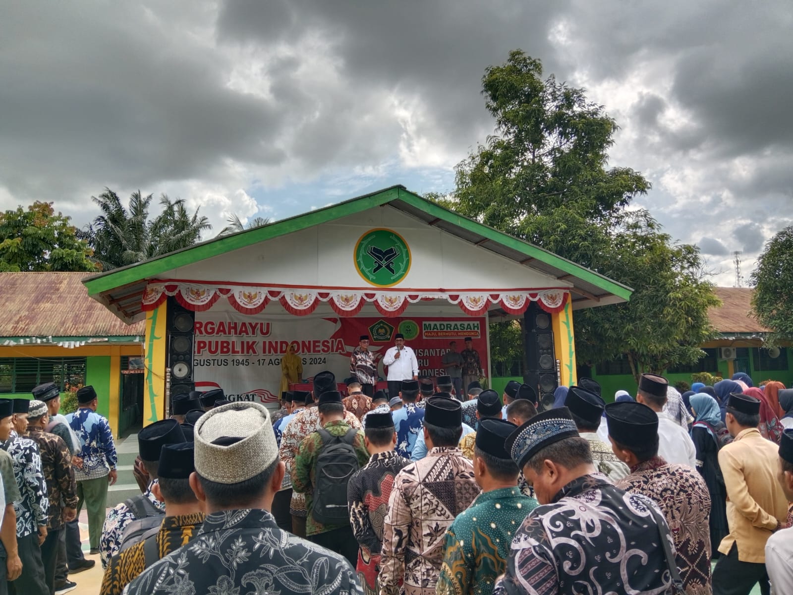 You are currently viewing Tinjau Evaluasi Penyuluh Agama, Kakan Kemenag Langkat Idamkan Estetika Dakwah Penyuluh Meningkat